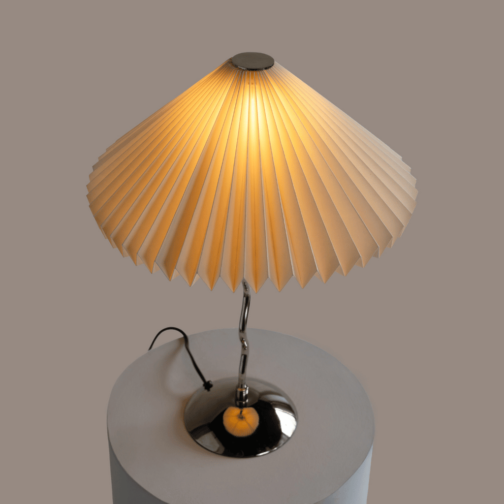 Wavy Table Lamp