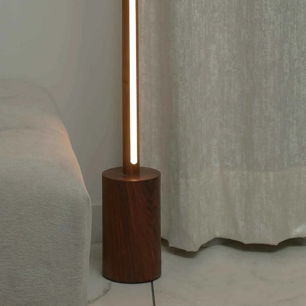 Minimalist Wooden Floor Lamp for Modern Living Spaces